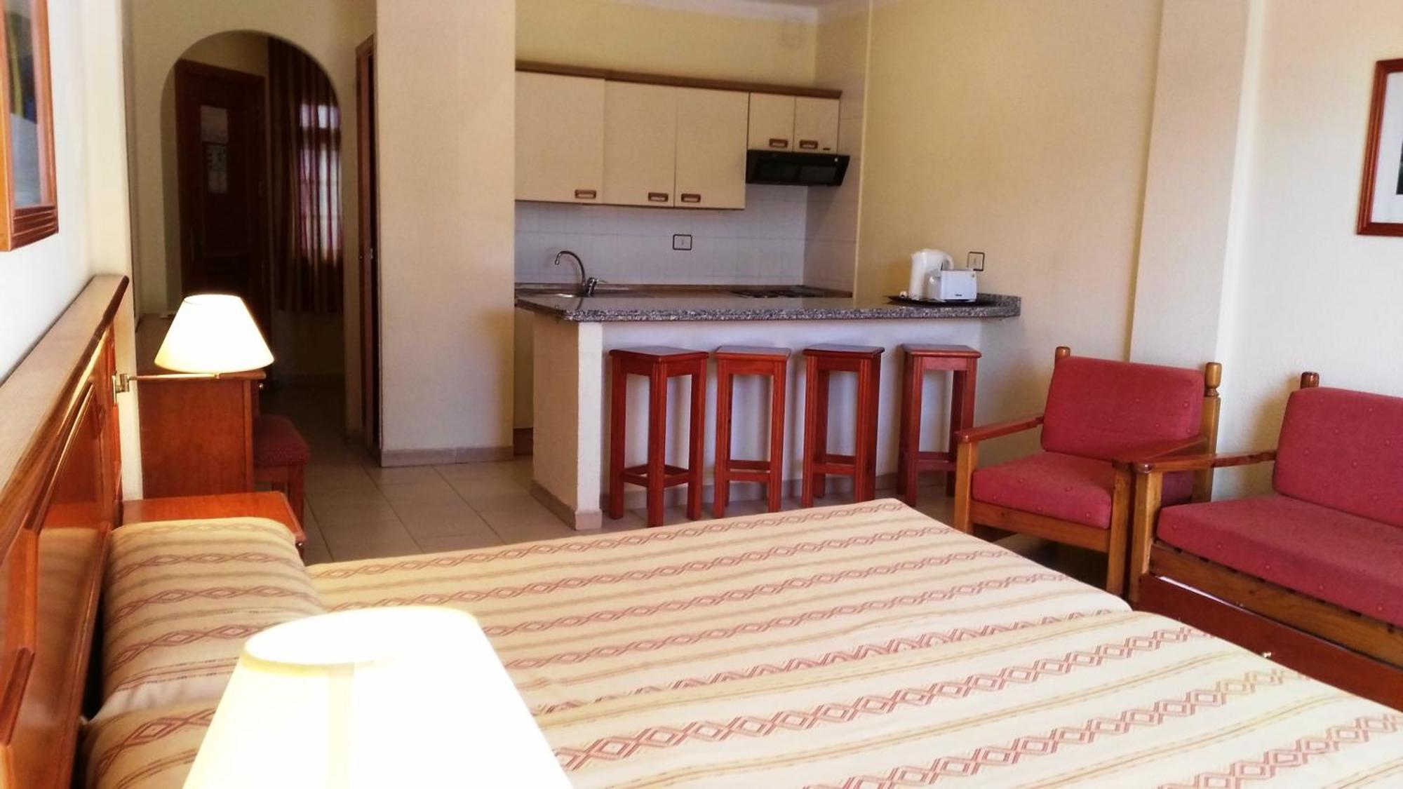 Hotel Malibu Park Costa Adeje Dış mekan fotoğraf